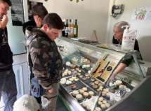 1er Octobre 2024 : Visite de la Ferme aux Chèvres – élèves 2CSHCR – Section Hôtellerie-Restauration